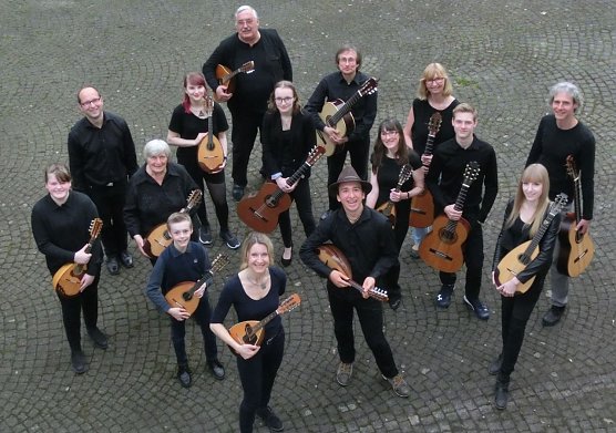 Das Zupfensemble der Musikschule Erfurt gastiert demn&auml;chst in M&uuml;nchenlohra (Foto: Zupforchester Obergebra e.V.)
