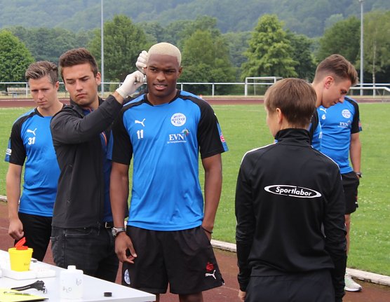 wacker (Foto: wacker) wacker (Foto: wacker)