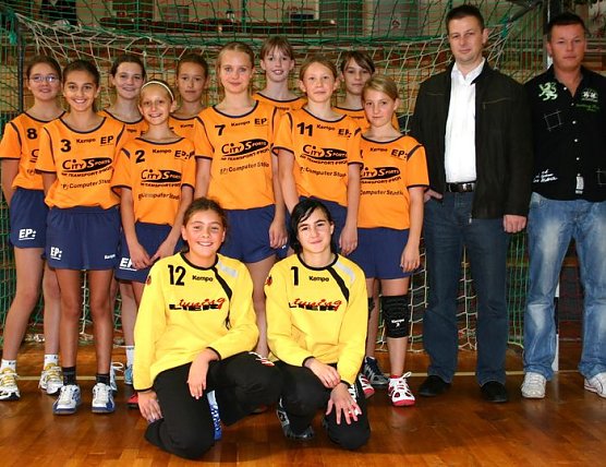 Freude bei den Mädchen (Foto: U. Tittel) Freude bei den Mädchen (Foto: U. Tittel)