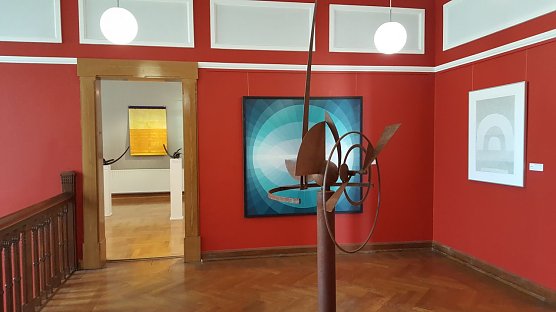 Das Kunsthaus Meyenburg pr&auml;sentiert noch bis zum 2. September eine au&szlig;ergew&ouml;hnliche Ausstellung mit 80 Werken der Th&uuml;ringer K&uuml;nstler Karl-Heinz Bastian, Beate Debus, Michael Ernst, Elvira Franz, Cordula Hartung sowie Marita K&uuml;hn-Leihbecher (Foto: Pressestelle Stadt Nordhausen)