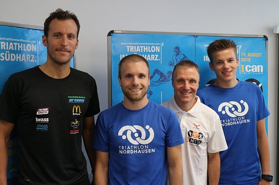 v.l. Christian Altstadt, Hans Zwirnmann, Ulrich Konschak und Tillman K&uuml;hne (Foto: Angelo Glashagel)