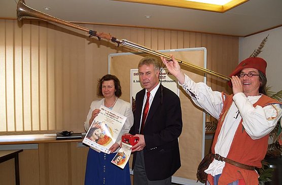 Vorstellung des PLakates (Foto: nnz) Vorstellung des PLakates (Foto: nnz)