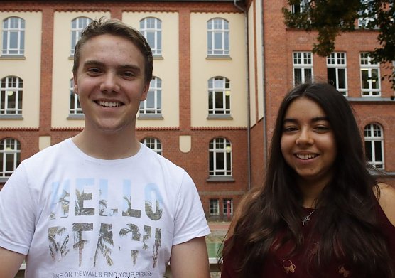 Sie werden die Interessen der Sch&uuml;lder des Gymnasiums zuk&uuml;nftig vertreten - Friederike Herzog und Hannes Herboth (Foto: Herder-Gymnasium)