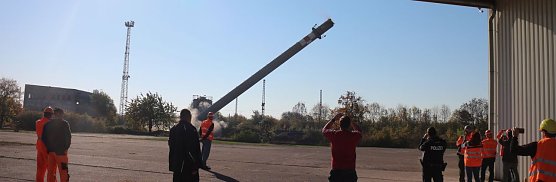 Schornstein gesprengt (Foto: Angelo Glashagel)