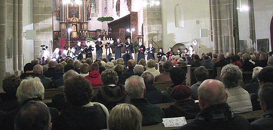 Voll besetzt: Der Nordhäuser Dom (Foto: Julius Seifert) Voll besetzt: Der Nordhäuser Dom (Foto: Julius Seifert)