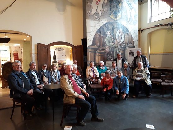 Am letzten Freitag trafen sich die ehemaligen Sch&uuml;lerinnen und Sch&uuml;ler der POS Albert Kunz Salza (Foto: Wolfgang J&ouml;rgens)