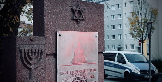 Gedenken an die Reichspogromnacht in Nordhausen (Foto: Angelo Glashagel)