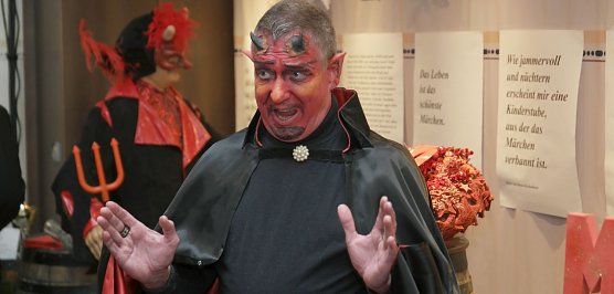 Teuflische Er&ouml;ffnung (Foto: nnz)