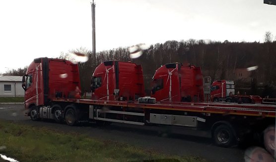 Windr&auml;der werden abtransportiert (Foto: privat)