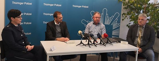 Pressekonferenz zum Doppelmord in Nordhausen (Foto: nnz)