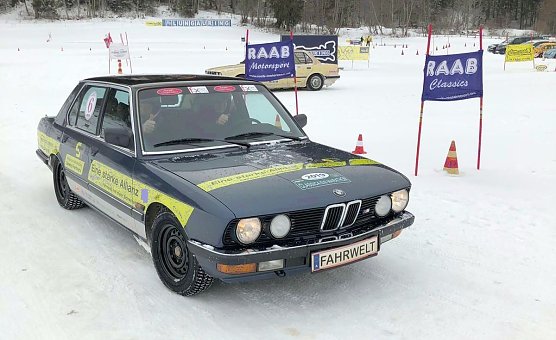 Gleichm&auml;&szlig;igkeitsrennen auf Eis (Foto: BBZ)
