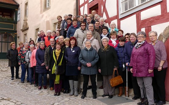 Ehrenamtliche auf Burg Bodenstein (Foto: R. Englert)