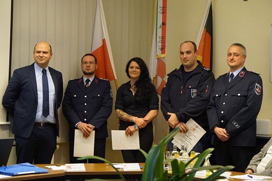 Henry Pasenow berief neue Wehrleiter und Stellvertreter.  (Foto: Susanne Schedwill)