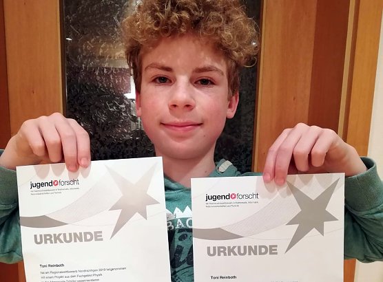 Bekam gleich zwei Auszeichnungen f&uuml;r sein Forschungsprojekt (Foto: Heike Roeder)