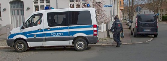 Mehrere Wohnungen durchsucht (Foto: S. Tetzel)
