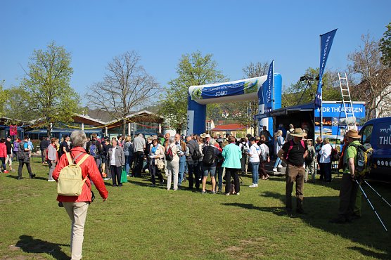 Großartiger MDR Osterspaziergang in Bad Frankenhausen (Foto: Karl-Heinz Herrmann) Großartiger MDR Osterspaziergang in Bad Frankenhausen (Foto: Karl-Heinz Herrmann)