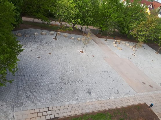 Sanierter Schulhof am F&ouml;rstemannweg (Foto: Pressestelle Stadt Nordhausen)