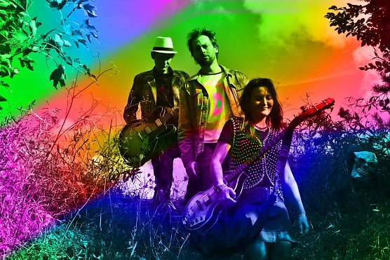 Zum traditionellen HimmelfahrtsBlues am Kunsthof l&auml;sst man in diesem Jahr mal richtig den Gitarrensound raus unter anderem mit "The Pancakes" (Foto: Kunsthof Friedrichsrode)