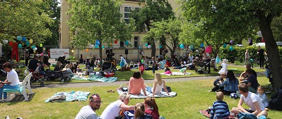 M&auml;rchenpicknick im Meyenburg-Park (Foto: Angelo Glashagel)