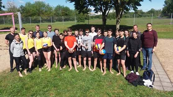 Schulamtsfinale im Beachvolleyball (Foto: Werner H&uuml;tcher)