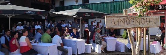Der Nordth&uuml;ringer Unternehmerverband feierte heute sein Sommerfest auf dem Lindengut in Gudersleben (Foto: Angelo Glashagel)
