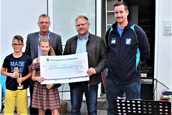 Torpr&auml;mie vom Sparkassen-Cup (Foto: Kurt Trost)