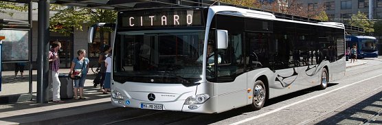So k&ouml;nnte ein moderner E-Bus aussehen (Foto: Daimler)
