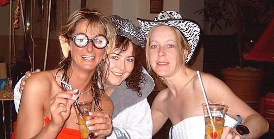 N&auml;rrisches in der Sauna (Foto: badehaus)