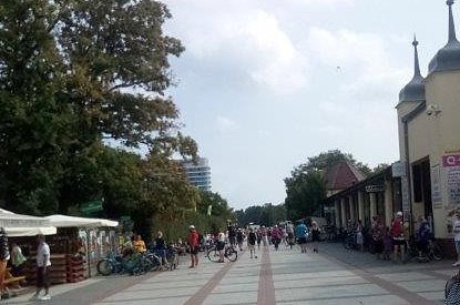 Die Swinemünder Flaniermeile kann sich sehen lassen (Foto: Kurt Frank) Die Swinemünder Flaniermeile kann sich sehen lassen (Foto: Kurt Frank)