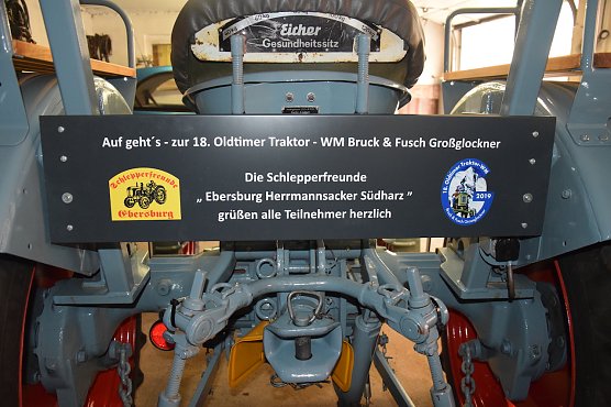 schlepperfeeunde (Foto: Helmut Michel) schlepperfeeunde (Foto: Helmut Michel)