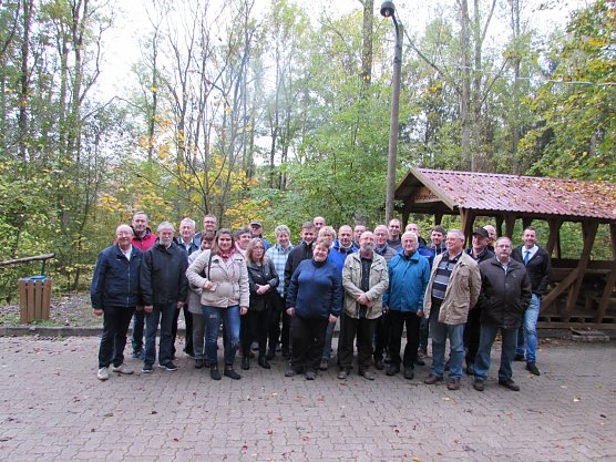 Der Ausflug der Mitarbeiter des Ingenieurb&uuml;ro H&ouml;che/VG Hohenstein f&uuml;hrte jetzt zum Kupferschieferschaubergwerk Lange Wand (Foto: Lydia Schubert)