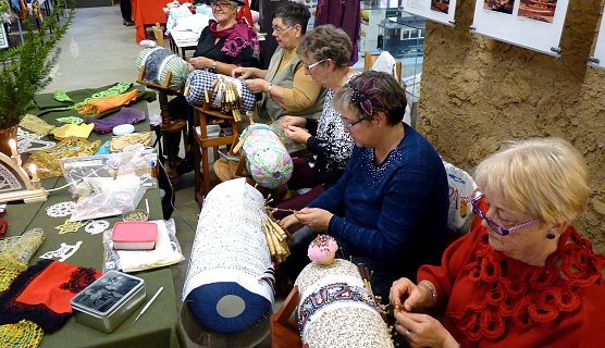 Kl&ouml;ppeln (Foto: J&uuml;rgen Rennebach)