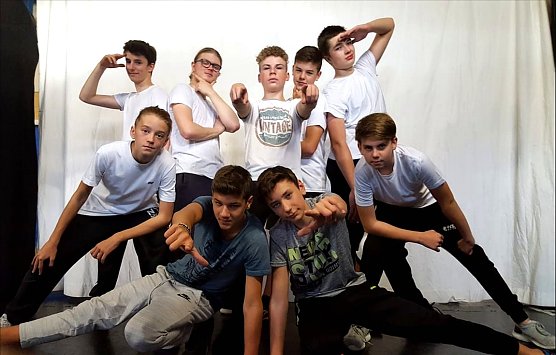 Unbreakable - Die Breakdance-Show des Zirkus Zappelini (Foto: Studio 44 e.V.) Unbreakable - Die Breakdance-Show des Zirkus Zappelini (Foto: Studio 44 e.V.)