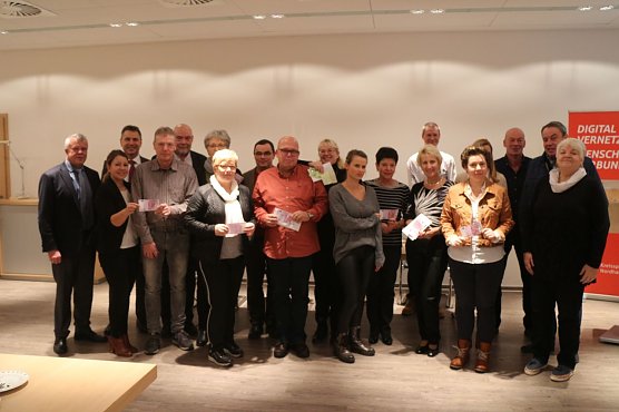 Insgesamt wurden in den vergangenen 10 Jahren 31.500 Euro durch den Verein ausgegeben (Foto: Angelo Glashagel)