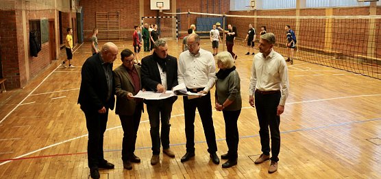 Die Turnhalle in Niedersachswerfen wird im kommenden Jahr grundhaft saniert (Foto: Angelo Glashagel)