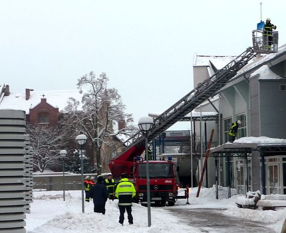 Schnee-Einsatz (Foto: nnz)
