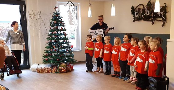 Weihnachtsfeier (Foto: Rolandhaus)