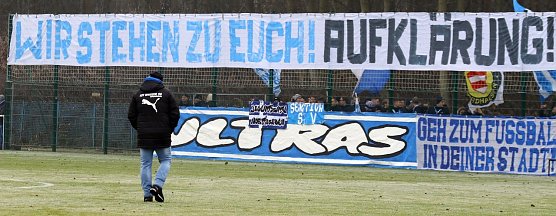 Forderung der Fans beim Heimspiel gegen Viktoria Berlin (Foto: Bernd Peter)