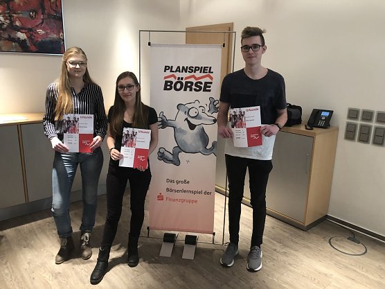 Bleicheröder Teams beim Planspiel Börse 2019 (Foto: Johannes Eichhorn) Bleicheröder Teams beim Planspiel Börse 2019 (Foto: Johannes Eichhorn)