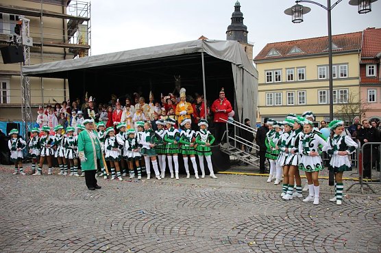 Rosenmontag auf dem Markt Sondershausen (Foto: Karl-Heinz Herrmann)