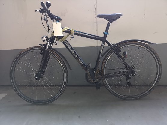 Wem geh&ouml;ren diese Fahrr&auml;der? (Foto: Landespolizeiinspektion Nordhausen)