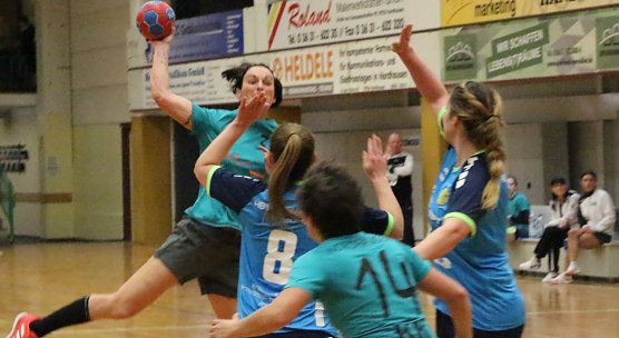 Handball (Foto: U.Tittel) Handball (Foto: U.Tittel)