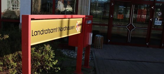 Das Landratsamt schickt eigene Ordnungsh&uuml;ter ins Feld (Foto: Angelo Glashagel)