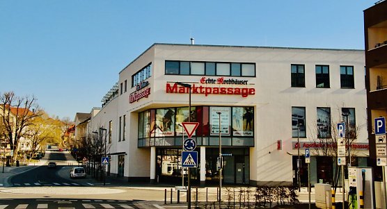 Leere Stra&szlig;en vor der Nordh&auml;user Marktpassage (Foto: Angelo Glashagel)