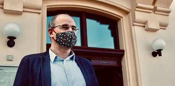 Ab kommenden Montag wird das Tragen von Mund- und Nasenschutz in bestimmten Bereichen zur Pflicht (Foto: Angelo Glashagel)