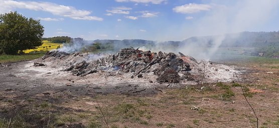 abgebranntes Osterfeuer in Osterorde (Foto: privat) abgebranntes Osterfeuer in Osterorde (Foto: privat)