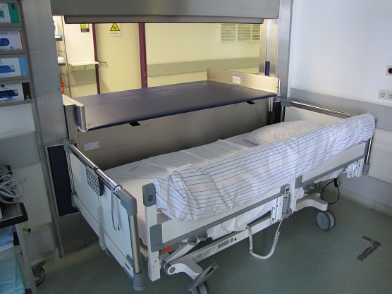 Das ist der automatische "Umbetter" der Firma Getinge (Foto: S&uuml;dharz Klinikum Nordhausen)