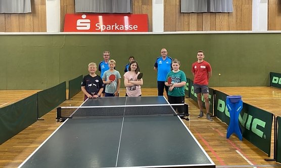 Auch die gr&uuml;nen Platten der TTV Hydro waren gefragte Spielobjekte  (Foto: KSB NDH)