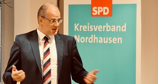 Jendricke bei der Kandidatenk&uuml;r (Foto: nnz)