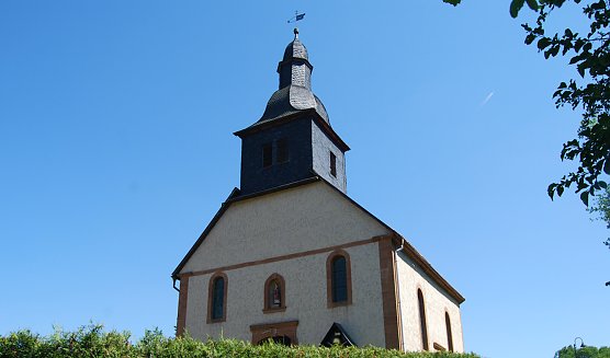 Die D&ouml;ringsdorfer Kirche (Foto: M.Seidel)
